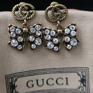 💎 Gucci earrings signed in back